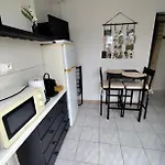 Apartamento Pouzet 1 *